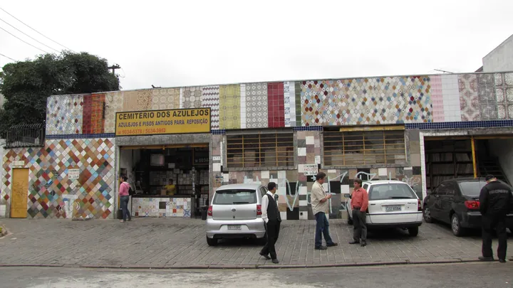 Fachada da Loja Matriz do Cemitério dos Azulejos